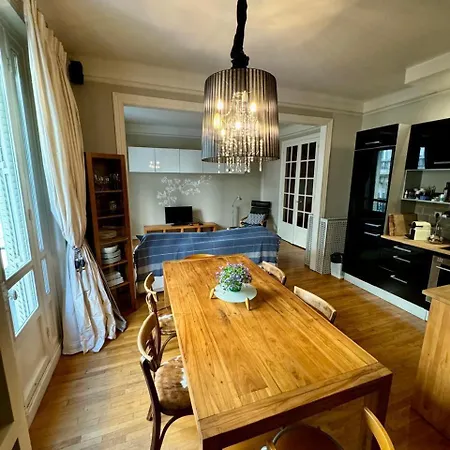 Appartement De 2 Chambres Au Coeur De Paris-2